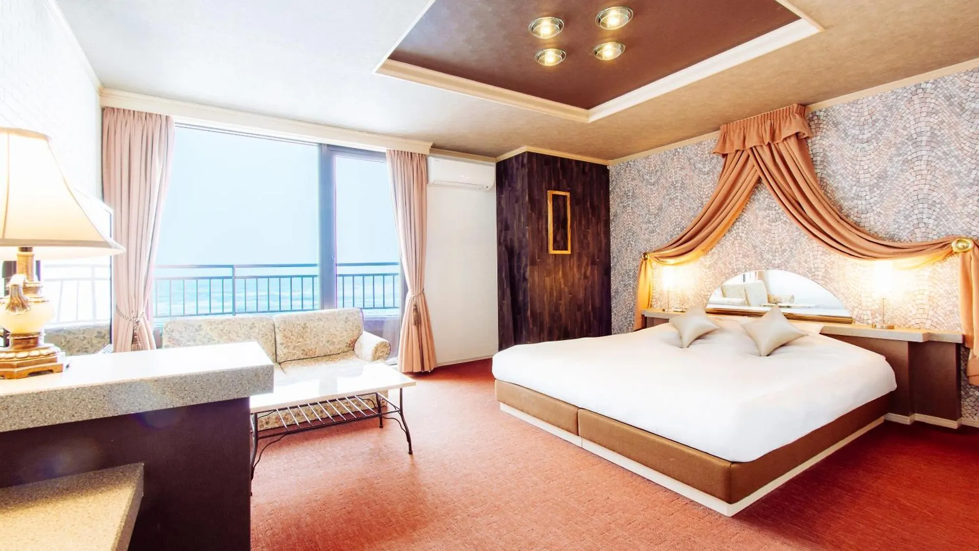 ** מלון אהבה אוטארו Hotel Luna Coast (Adults Only) יפן